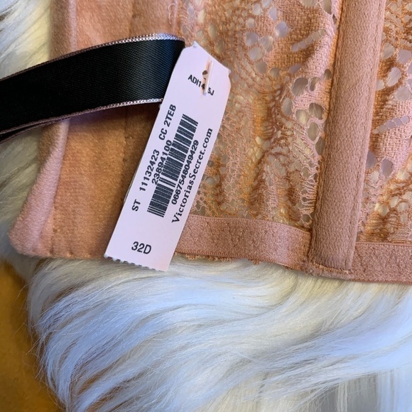 NWT Very Sexy Plunge Peach Eyelash Lace Bralette - Picture 8 of 8